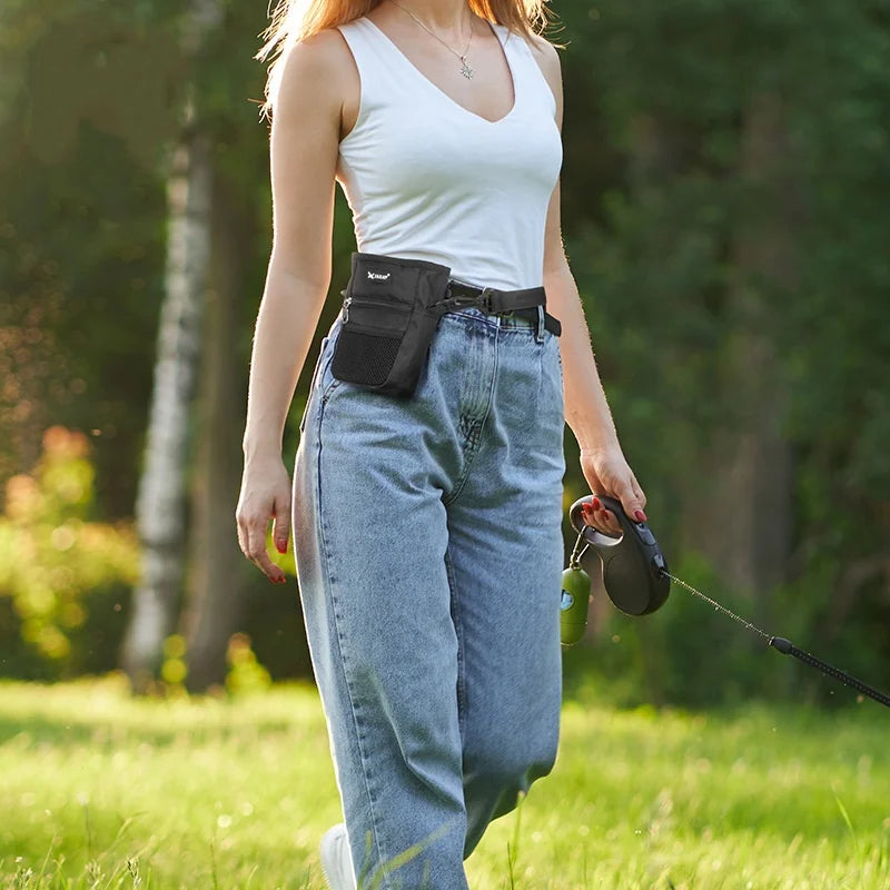 Large Capacity Portable Dog Snack Bag Outdoor Training Waist Bag with Strong Wear Resistance Durable Pet Supplies for Puppies